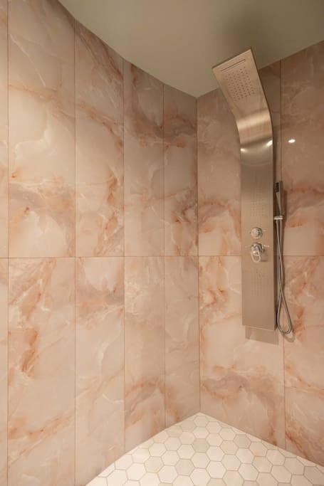 Smaragdi Luxury Jacuzzi Apartment Noho Premium Living Athènes Extérieur photo