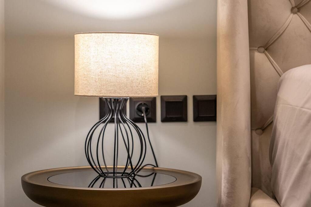 Smaragdi Luxury Jacuzzi Apartment Noho Premium Living Athènes Extérieur photo