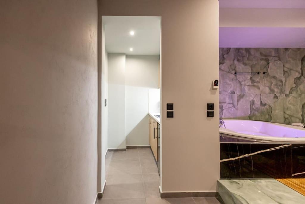 Smaragdi Luxury Jacuzzi Apartment Noho Premium Living Athènes Extérieur photo