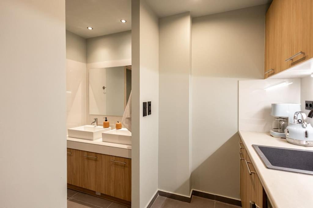 Smaragdi Luxury Jacuzzi Apartment Noho Premium Living Athènes Extérieur photo